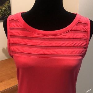 Banana Republic pink top stretchy fabric